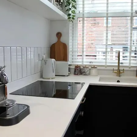 Apartment Clement House, York, Free Ev And Parking *