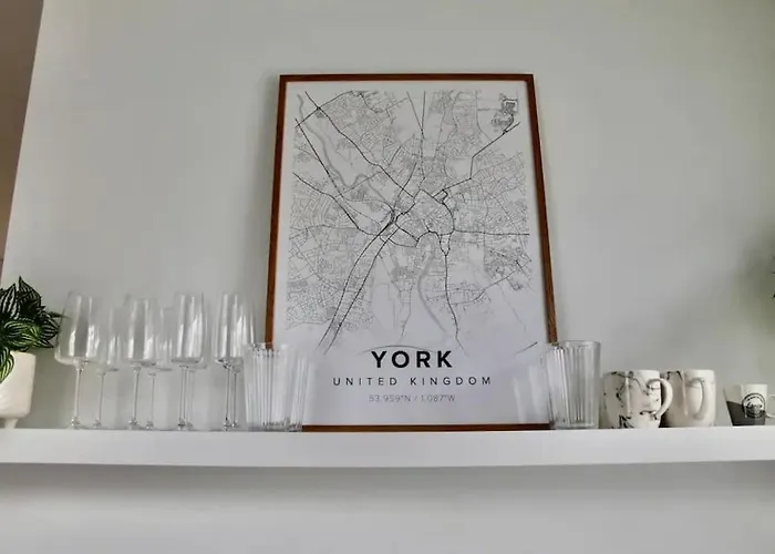 Clement House, York, Free Ev And Parking *