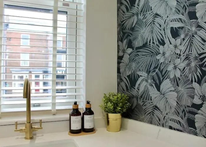 Clement House, York, Free Ev And Parking York