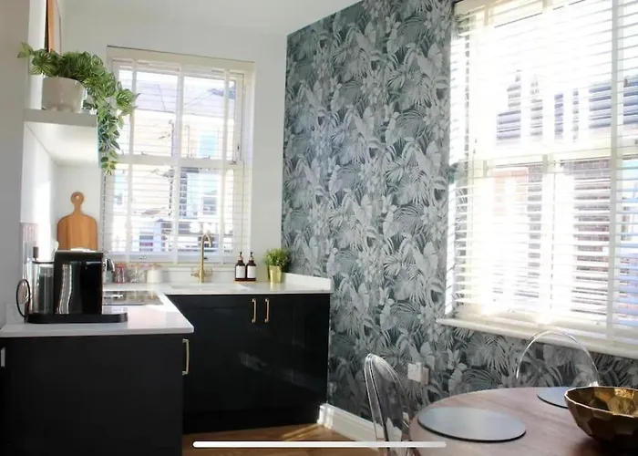 Clement House, York, Free Ev And Parking York